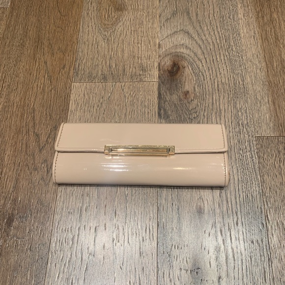 Aldo nude clutch - Picture 1 of 3
